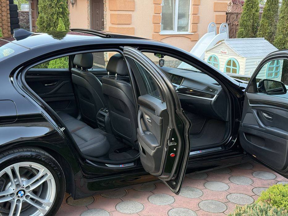 Продам BMW F10 528i ZF 8HP М-пакет 2014