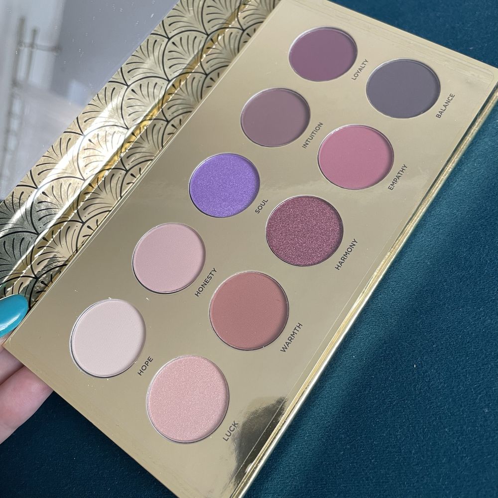 Eveline Harmony Eyeshadow Palette