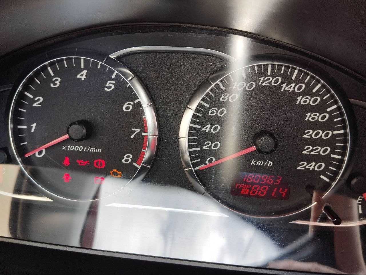 Mazda 6 GG 2005 1,8 бензин