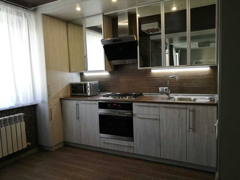 Продаж однокімнатної квартири-студії на Садах 3