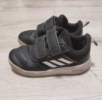 Продам кроссовки adidas 24р