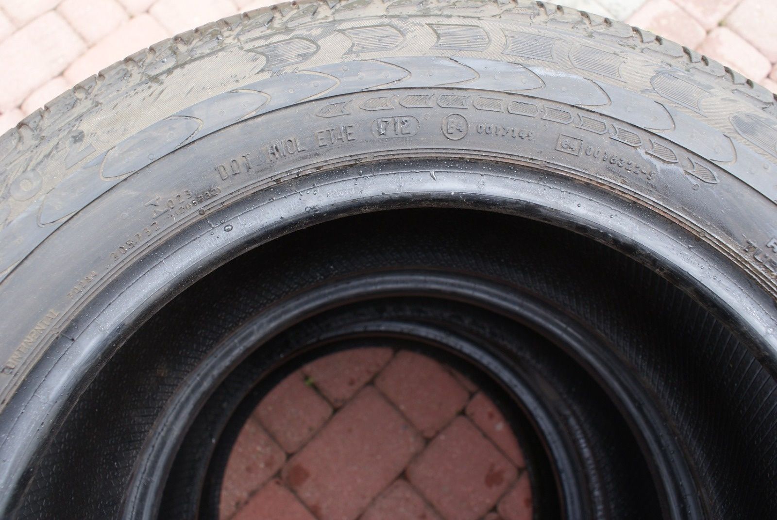 Opony letnie Continental Vanco 2 rozmiar 215/65R16 C 109/107R jak Nowe