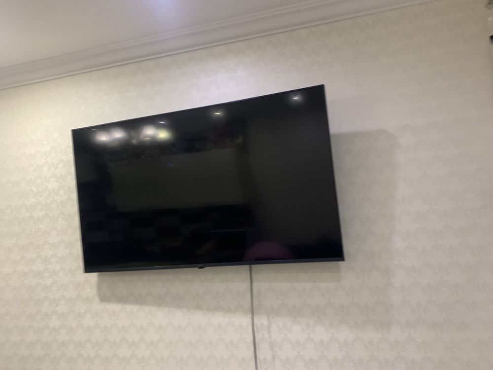 Телевизор LG 55UT81006LA , на разборку треснувший экран