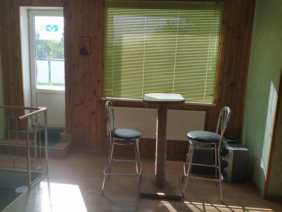 Сдам 3ех этажный дом в Люботине .Сауна. Чан