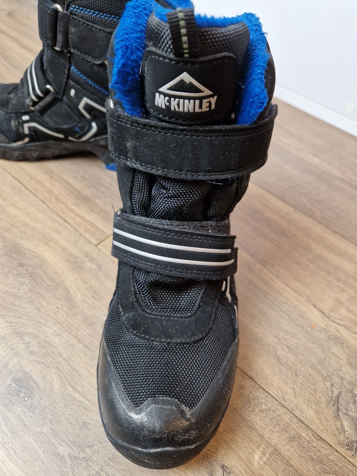 Zimowe buty kozaki śniegowce dla chłopca r. 37 mckinley za kostkę