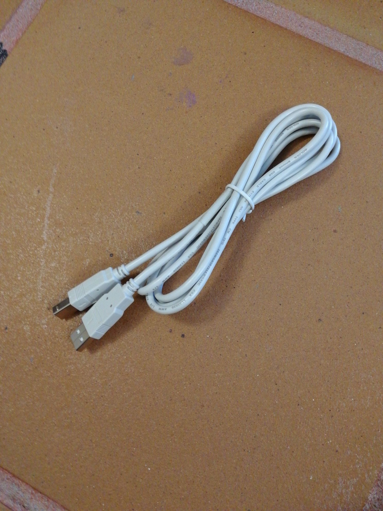 Cabo USB Golden Bridge novo