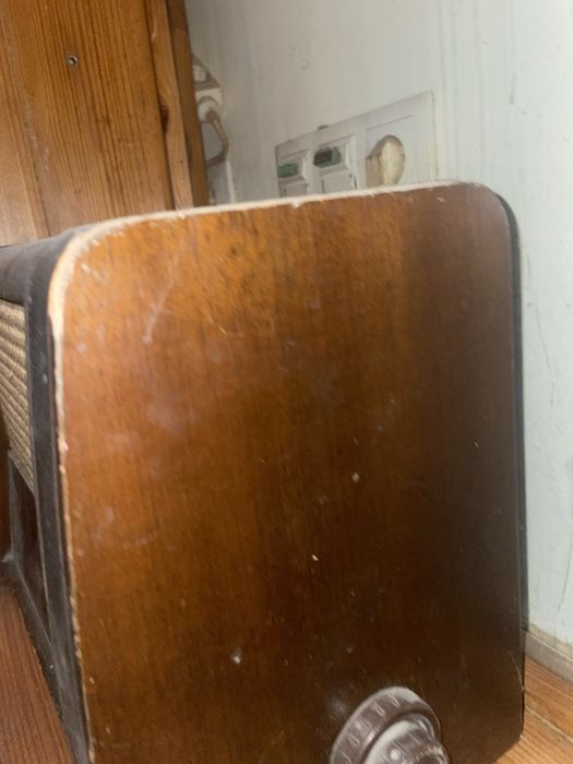 Radio antigo muito bom