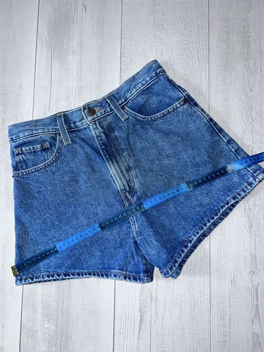 Джинсові шорти mom levis 28 розмір