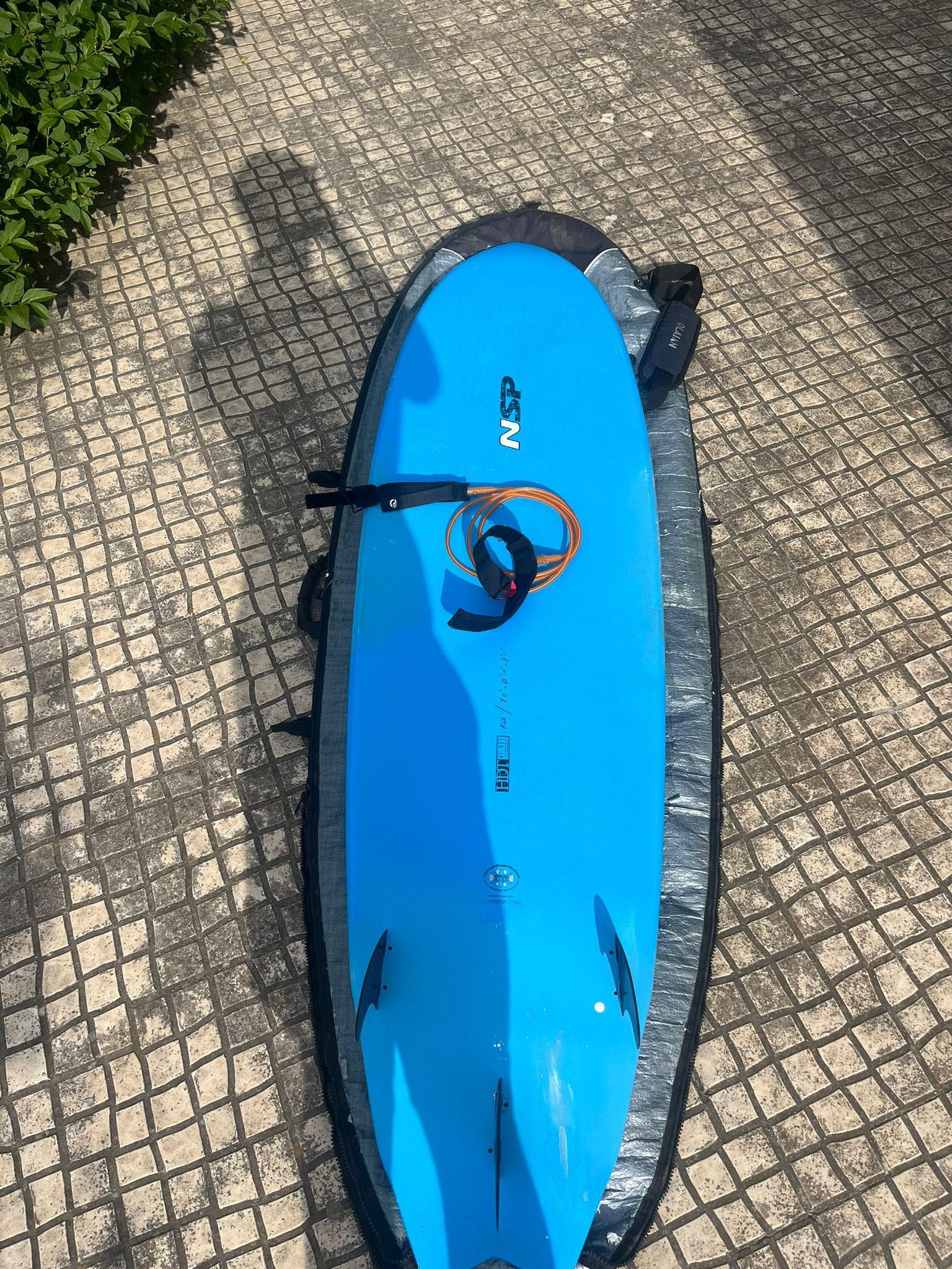Surfboard 7´0 NSP Epoxy - Full pack (fins, case and leash)