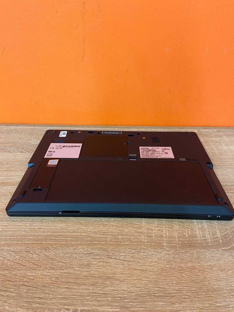 Fujitsu LifeBook U7410 14|i5-10210U|16GB DDR4|512GB SSD M.2 NVMe|