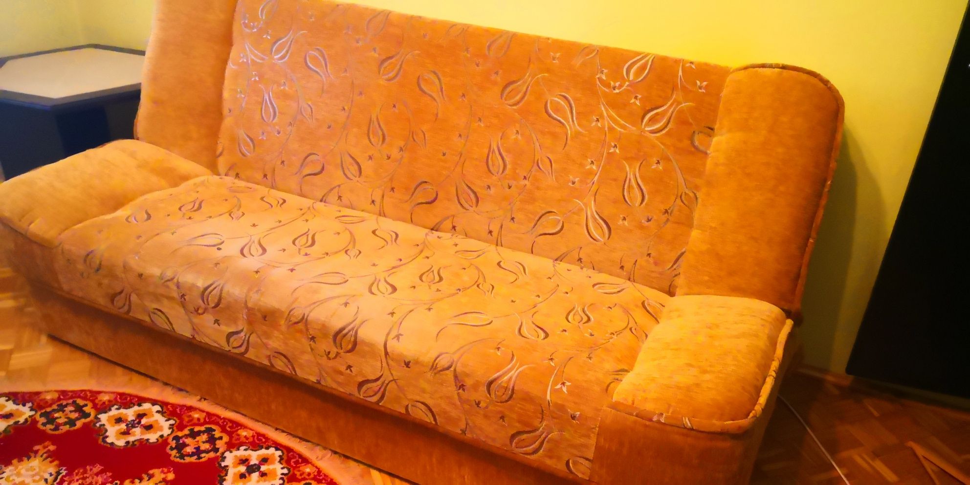 Wersalka rozkładana sofa kanapa