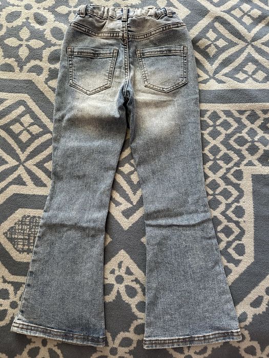 Ддинси кльош для дівчинки