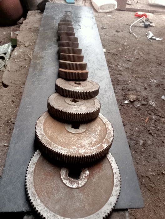 Шестерня гитари токарного станка ,модуль 1.