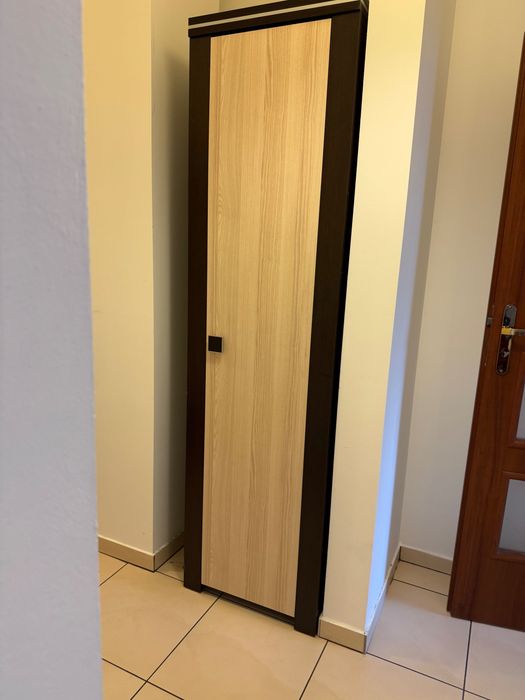 Komplet mebli do salonu, sypialni i przedpokoju
