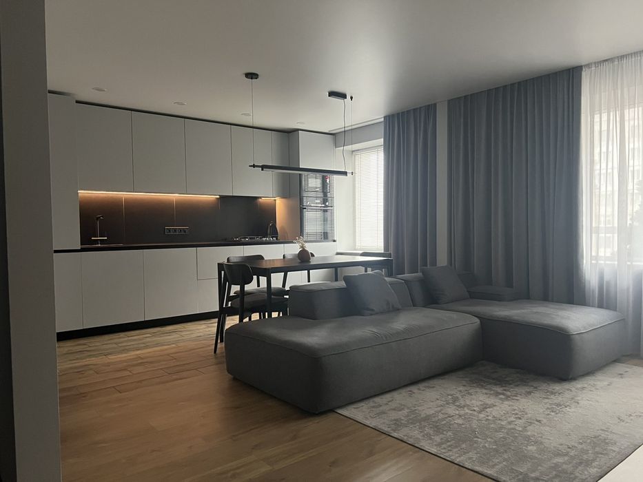 Новинка! Продається трьохкімнатна  квартира по вул.Грушевськог