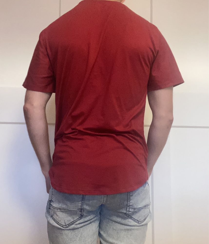 T-shirt z nadrukiem