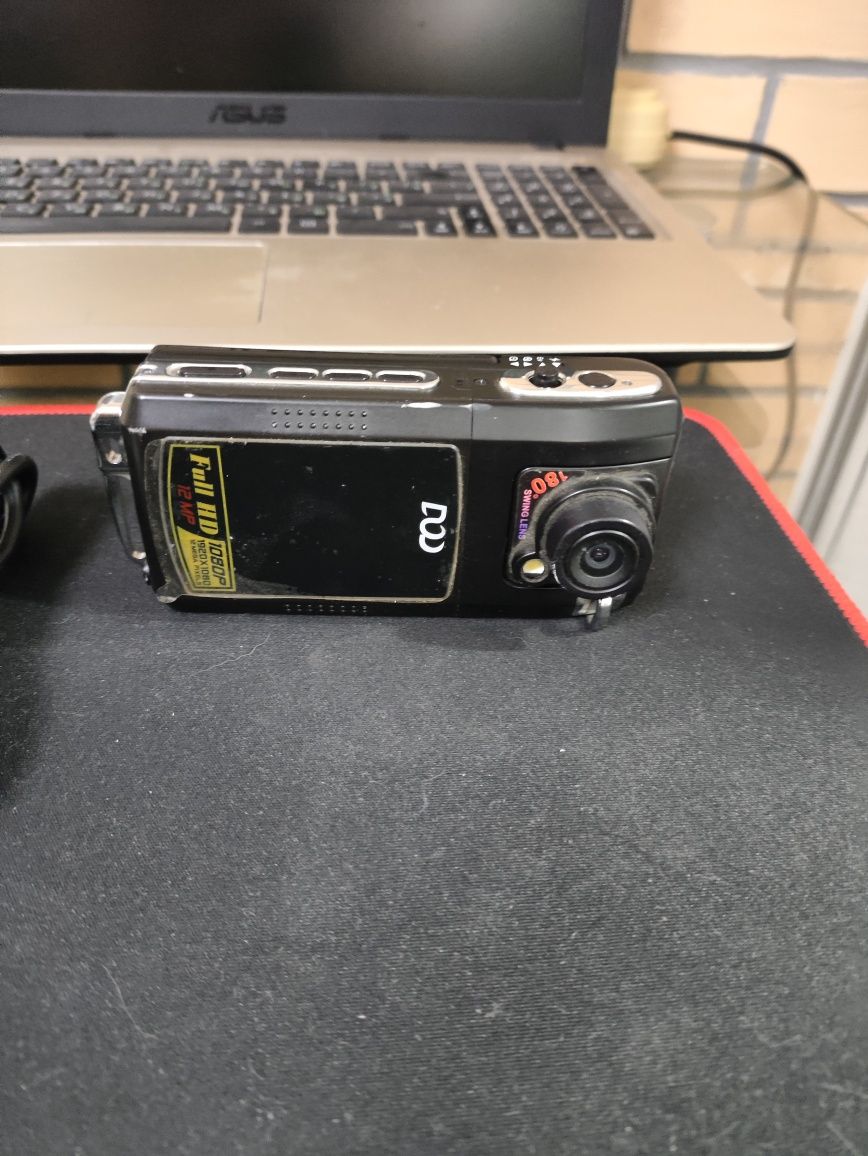Авто видеорегистратор DOD F900. + GPS трекер Benifone.