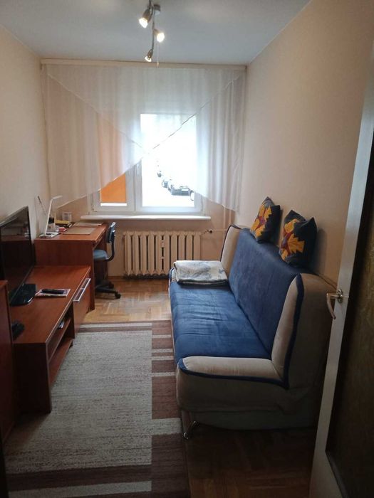 Ładne, duże 3 pok. 60 m2 Duża loggia ul. Jana Pawła II Parter.