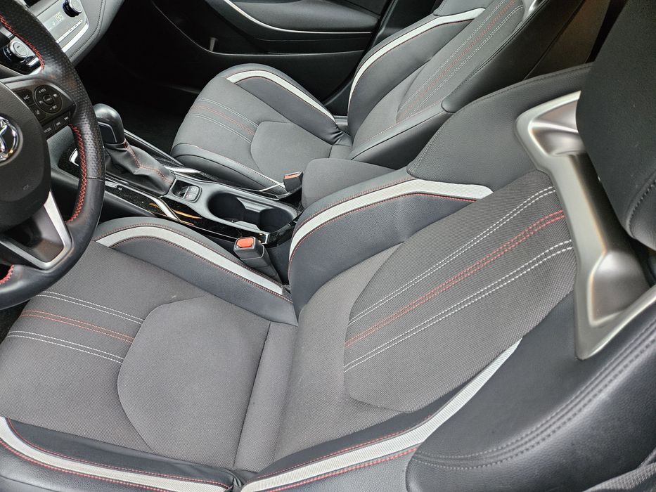 Toyota Corolla Sedan Hybrid 1.8 Grsport