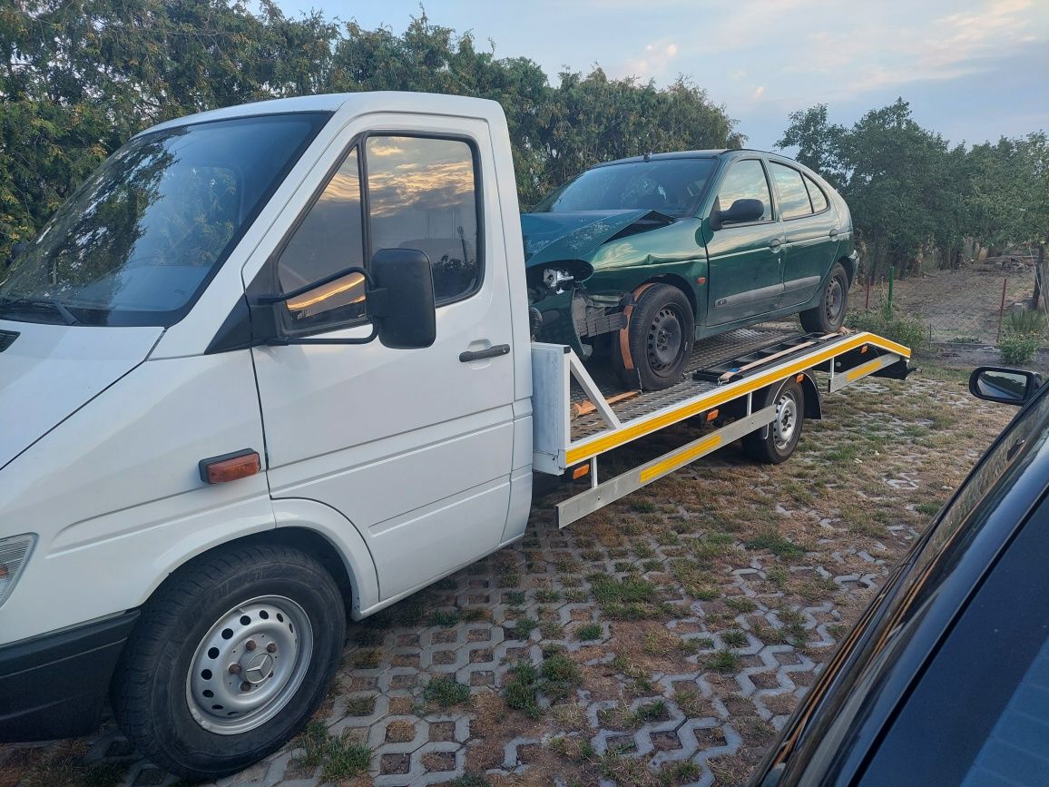 Autolaweta Transport Aut Pomoc Drogowa Laweta  Przewóz Samochodów