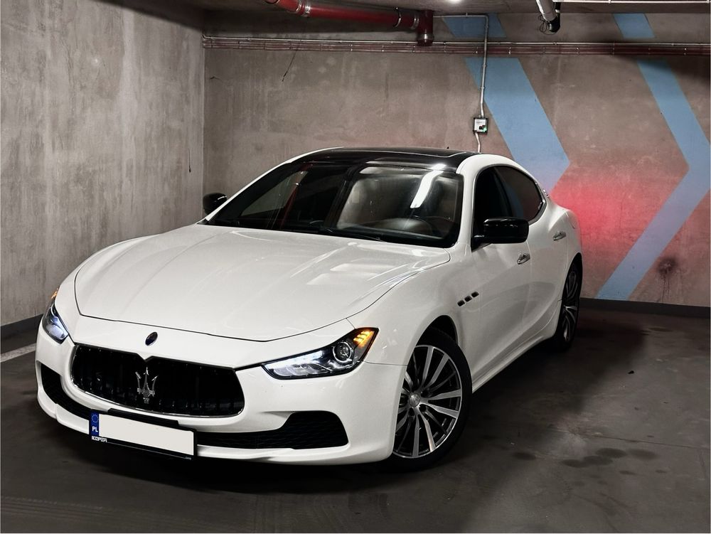 Wynajem Maserati Ghibli S 410koni Wypożyczalnia auta sportowych POZNAN