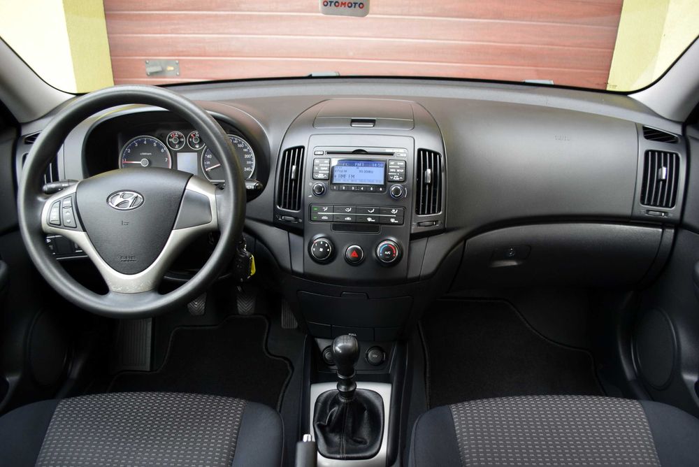 Hyundai I30 Klima! Alumy! 1,4 benzyna 109KM! Serwis! z Niemiec!