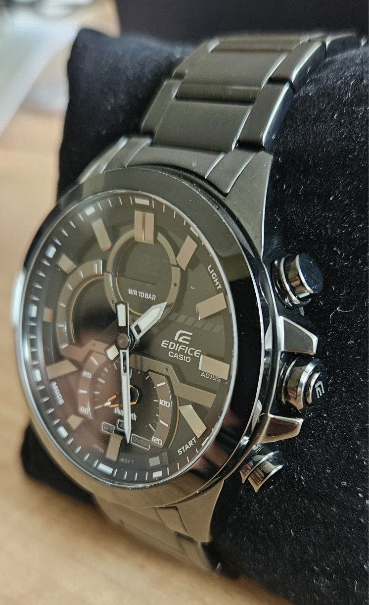 Zegarek Casio Edifice ECB-30DC-1AEF