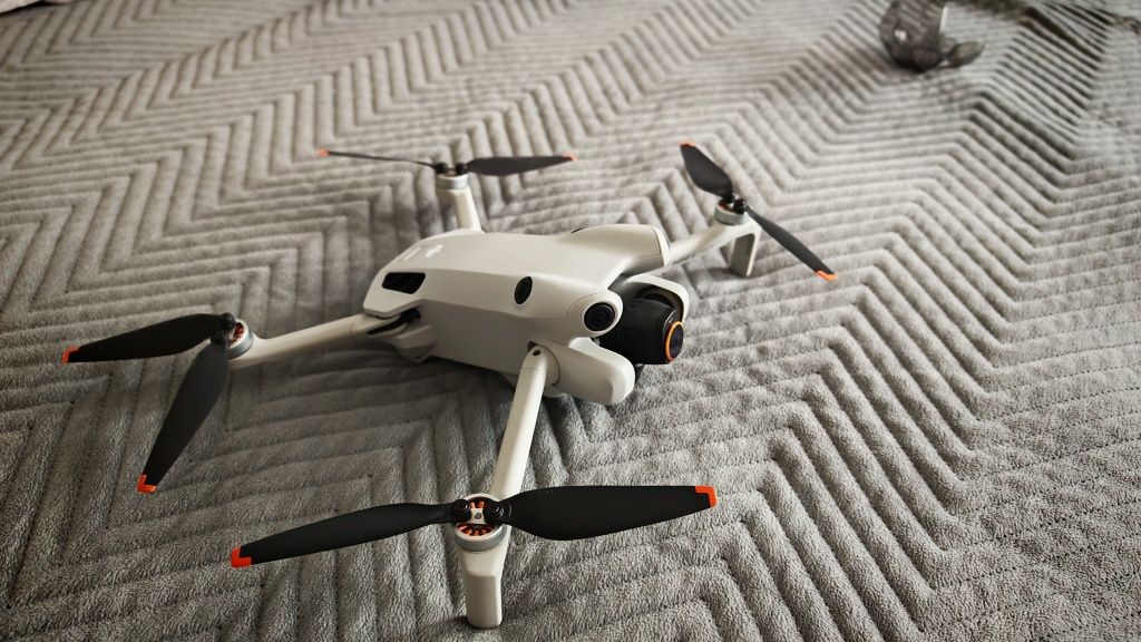 Dron DJI Mini 4K Fly More Combo + 128sd + Filtry ND