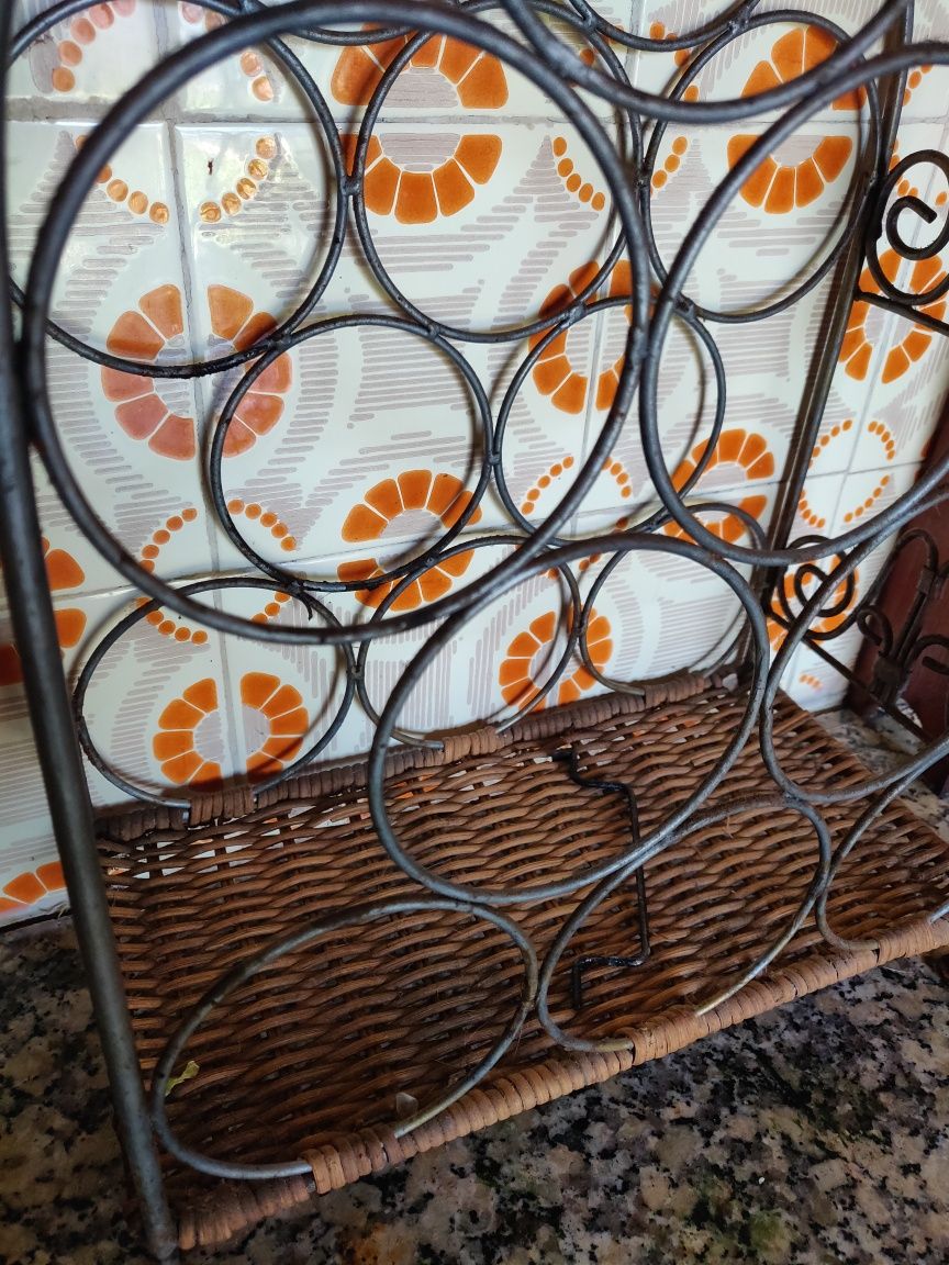 Suporte garrafas