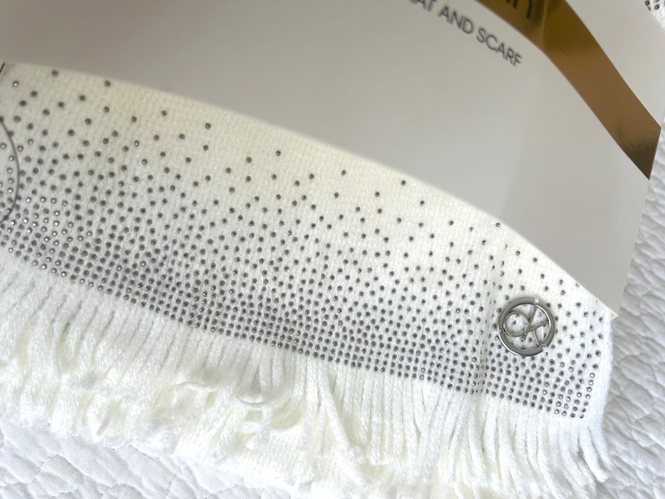 Calvin Klein komplet czapka + szal