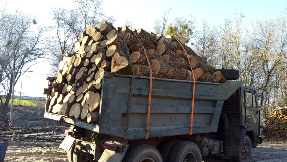 Дрова 100%. Дуб. Киев. Колотые. Сухие Дубовые дрова 9,5 куб