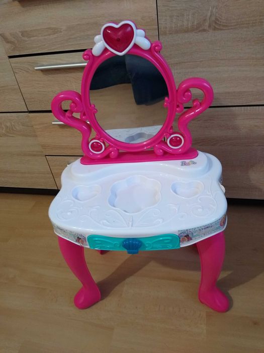 Toaletka dziecięca interaktywna Barbie