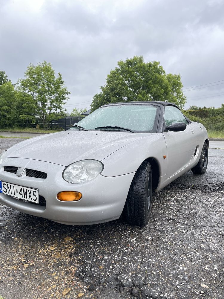MG F kabriolet  120kM dwuosobowy 1,8 benzyna  klima