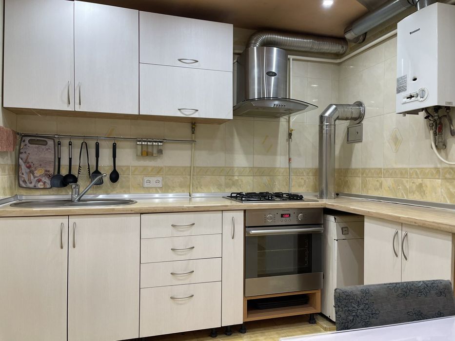 Сдам 2х ком квартиру Самый центр