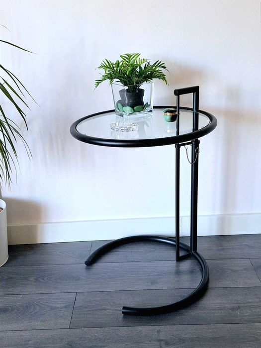 Mesa de apoio / lateral vintage By Eileen Gray. Vintage Side Table