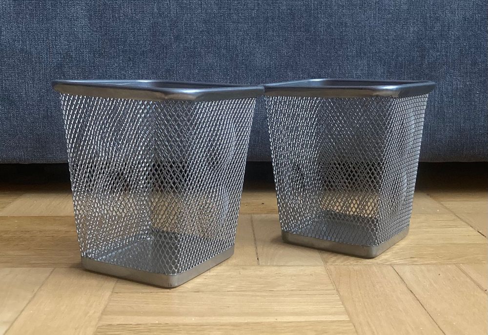 Pojemniki na długopisy  IKEA  2 szt.