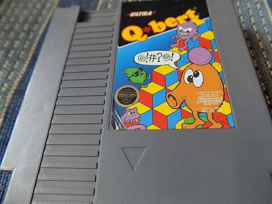 Q*bert - gra na Nintendo Entertainment System (NES) NTSC USA klasyk =)