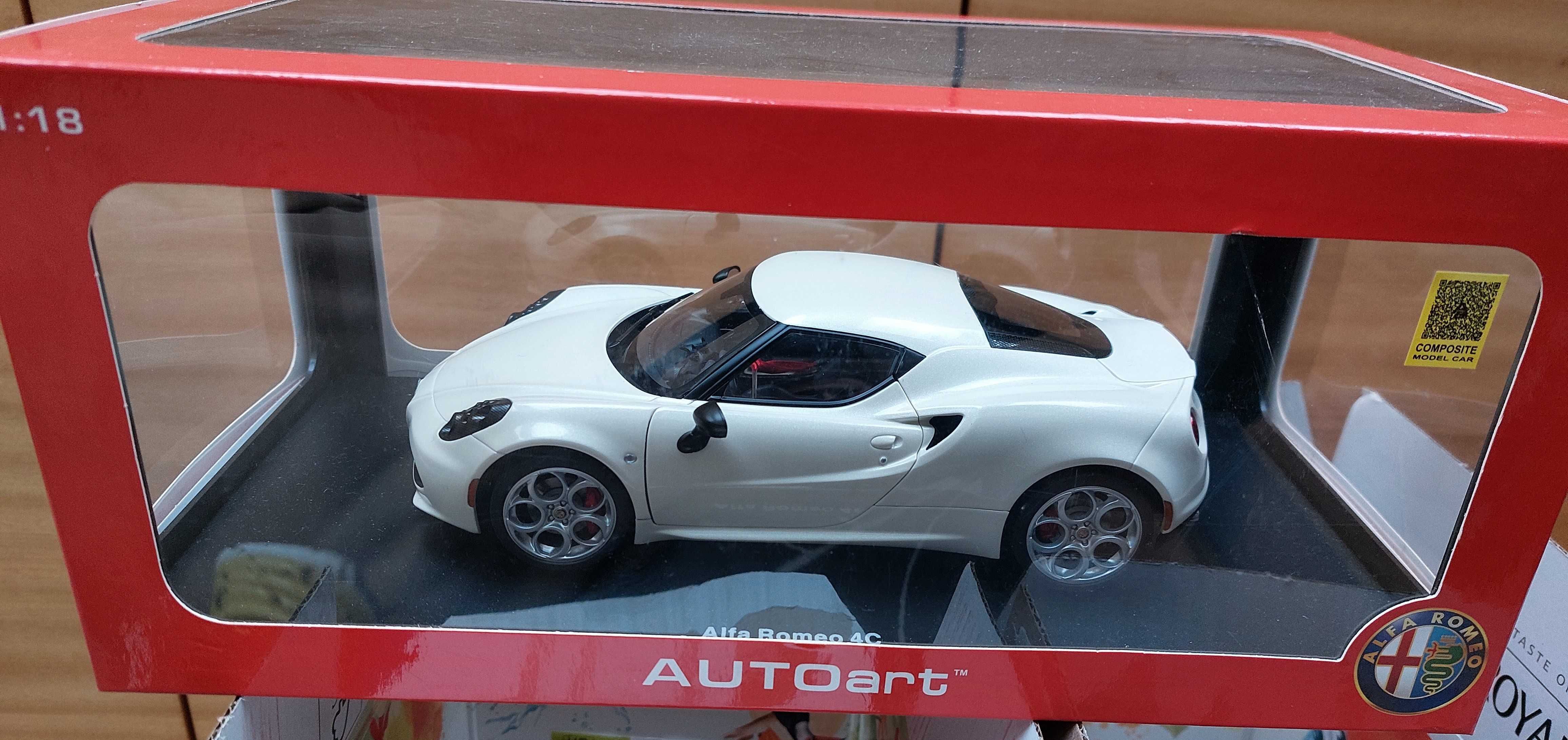 Miniatura Alfa Romeo 4C 2013 AUTOart 1:18