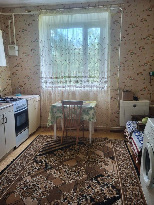 Продається 2-х кімнатна квартира