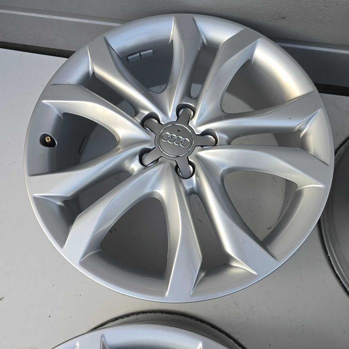 Alufelgi AUDI Q5 A6 C7 C8 A4 B8 B9 5x112 ET34 7.0 19'' ET37 montaz