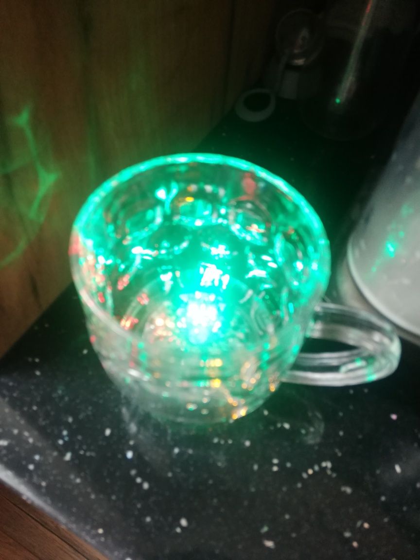 Nowa szklanka kubek świecący LED