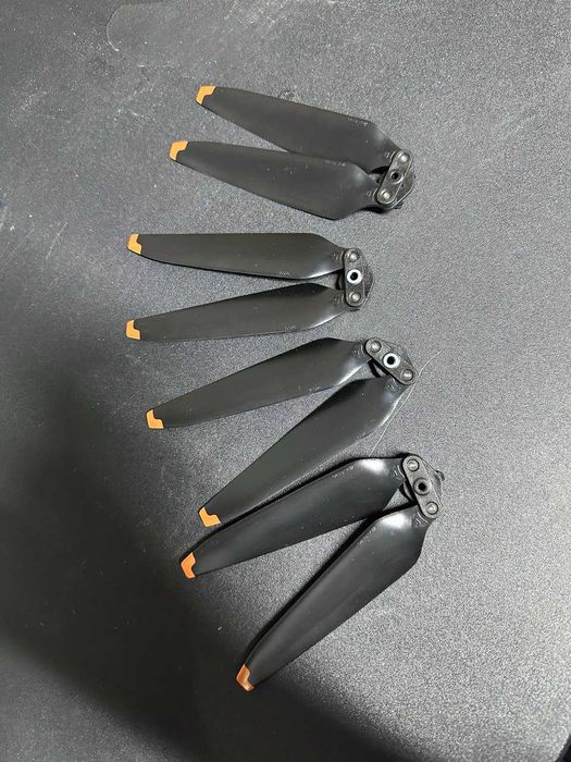 4 шт. - Пропелери на дрон DJI Mavic 3 /Cine/3 Classic/3 Pro, аналог