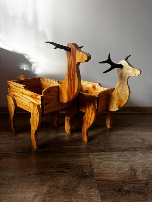 Jeleń donica drewniana