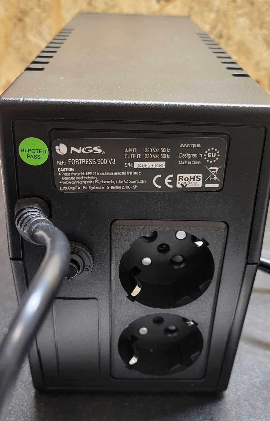 UPS Zasilacz Awaryjny OFF LINE 600 VA 360W NGS FORTRESS 900 V3