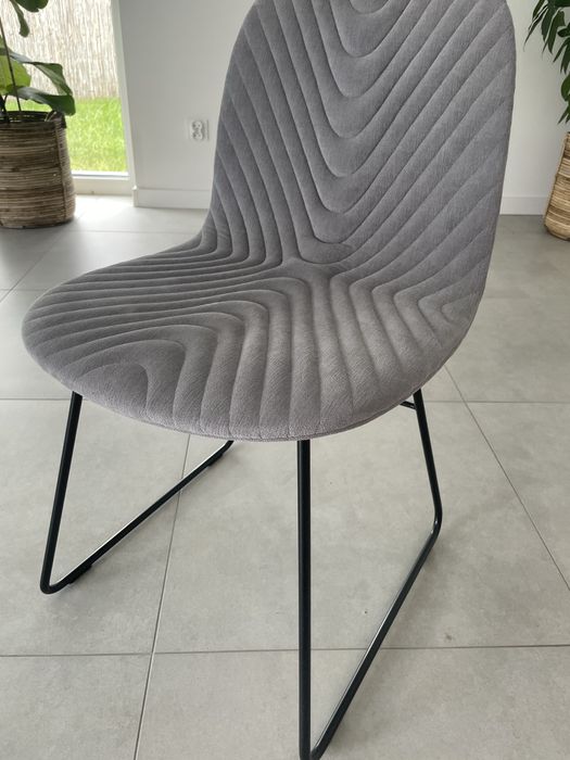 Krzesła IKER mannequin welurowe jasny szary 4szt OKAZJA !