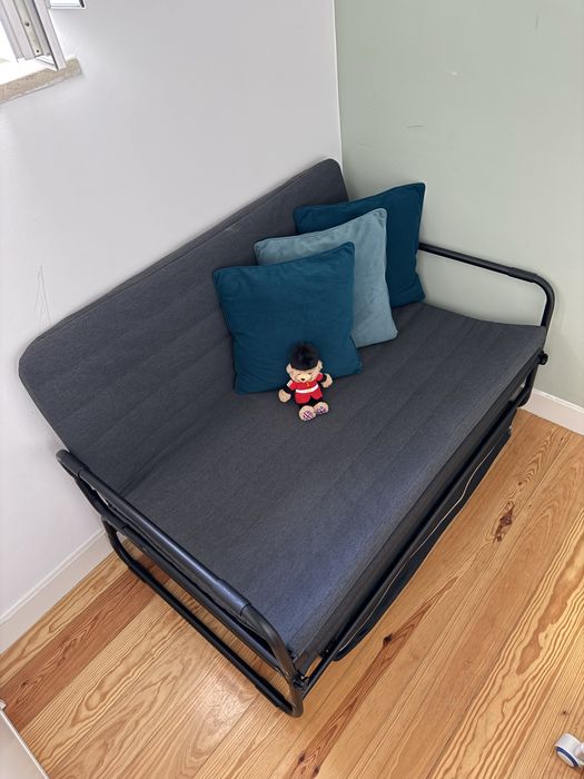 Sofá-cama IKEA HAMMARN – Como novo!
