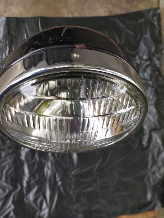 Лампа-фара 12в  50×40