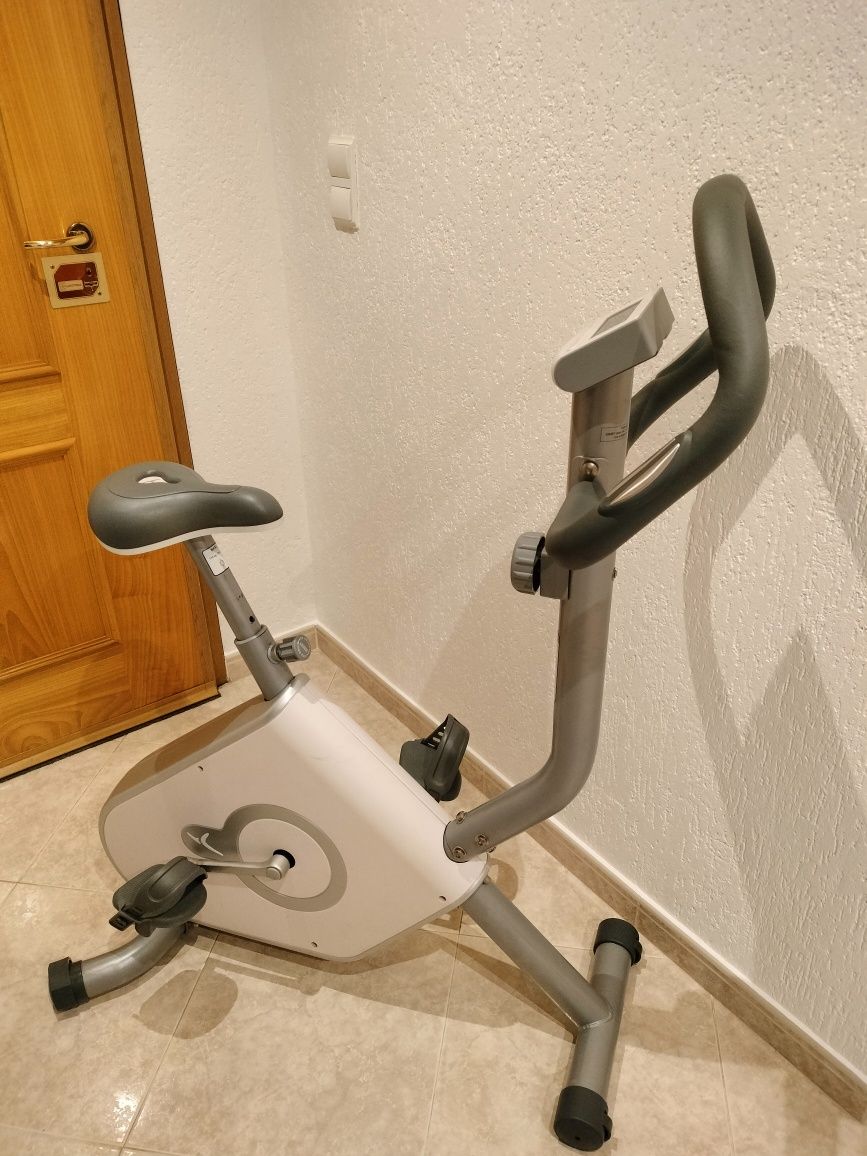 Bicicleta exercício