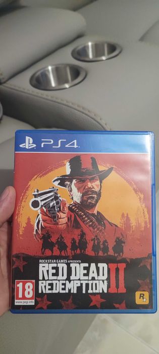 Vendo PS5 muito bem conservado, vendo pq não tenho tempo pra jogar.