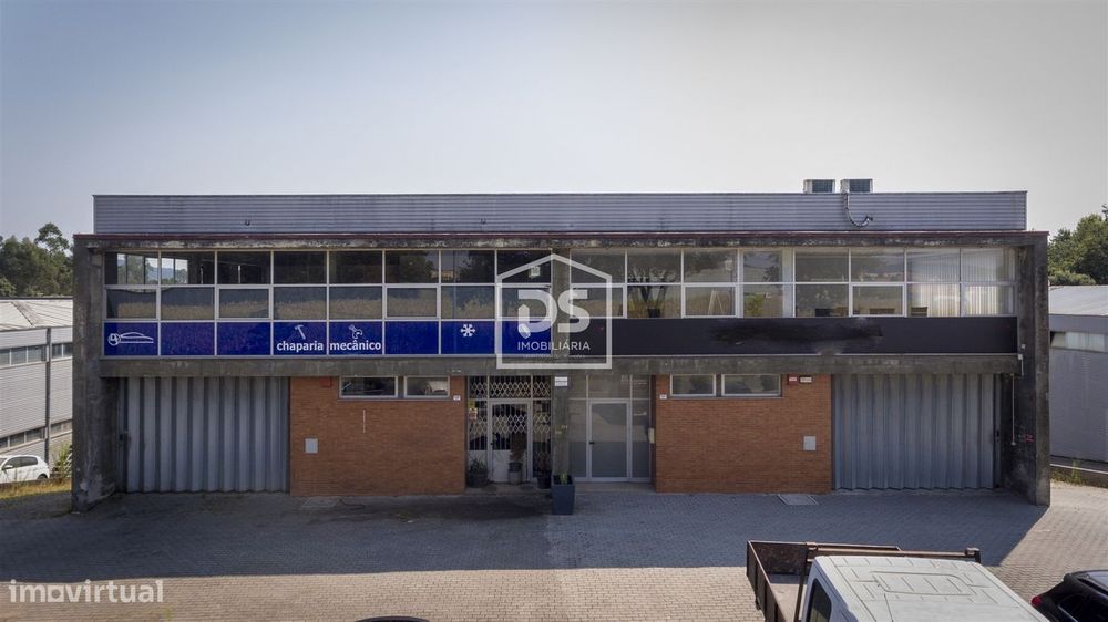 Armazém  Venda em Manhente,Barcelos